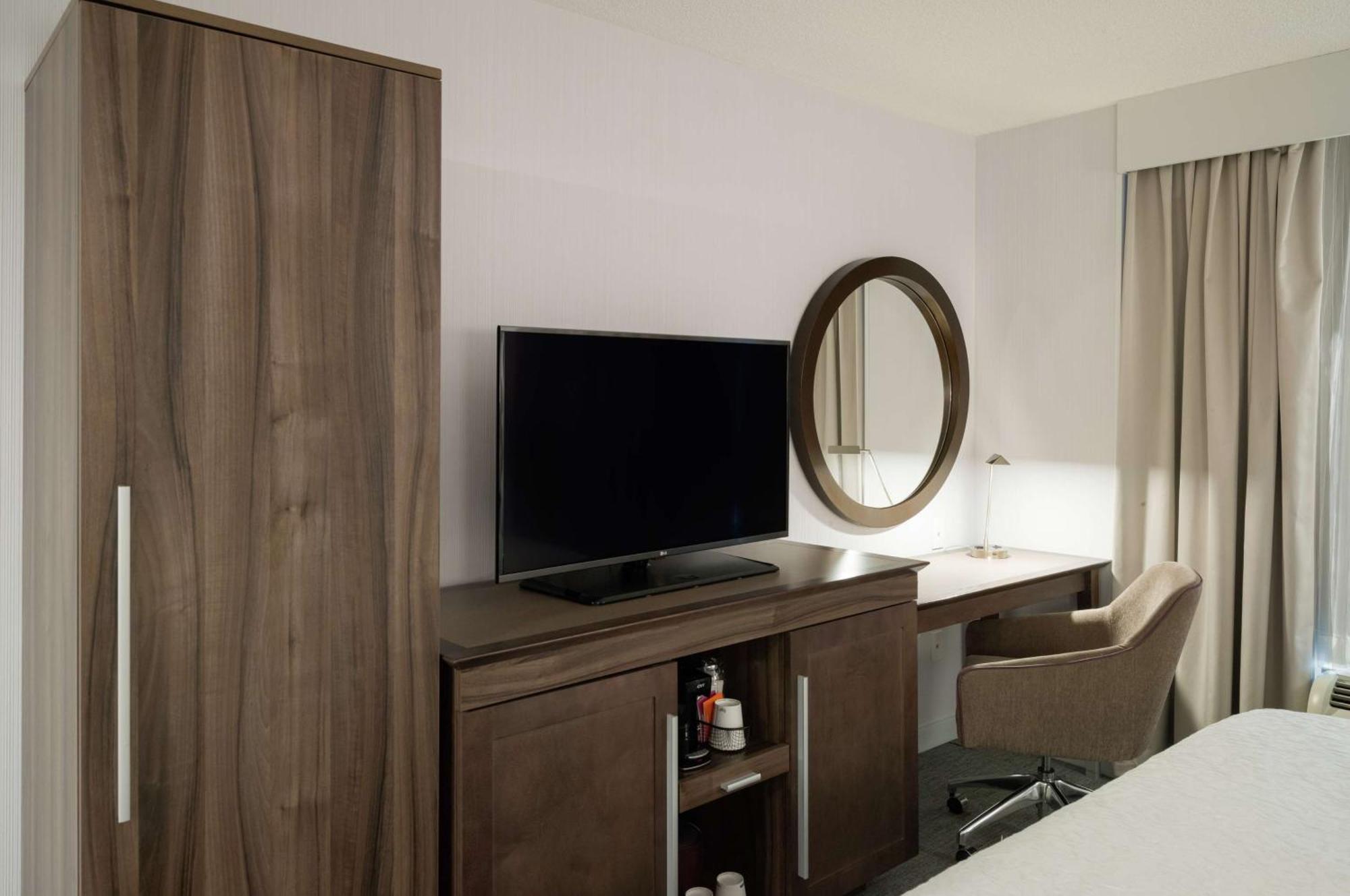 Hampton Inn Manhattan Chelsea New York Bagian luar foto