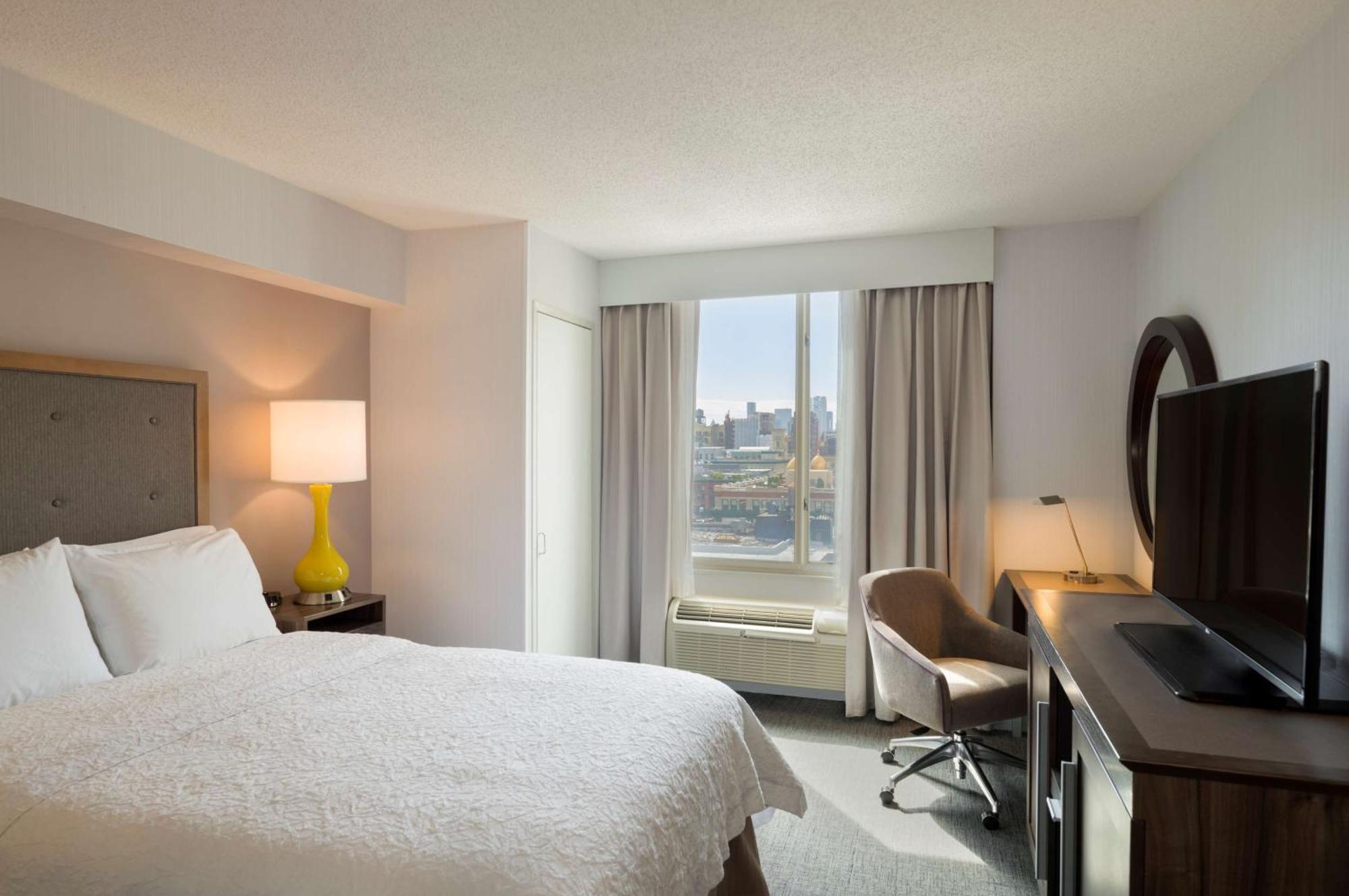 Hampton Inn Manhattan Chelsea New York Bagian luar foto