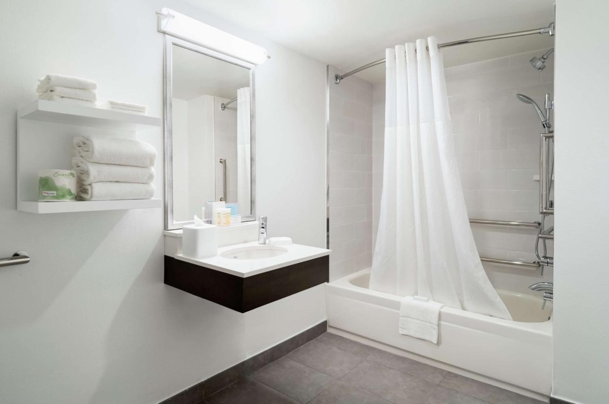 Hampton Inn Manhattan Chelsea New York Bagian luar foto
