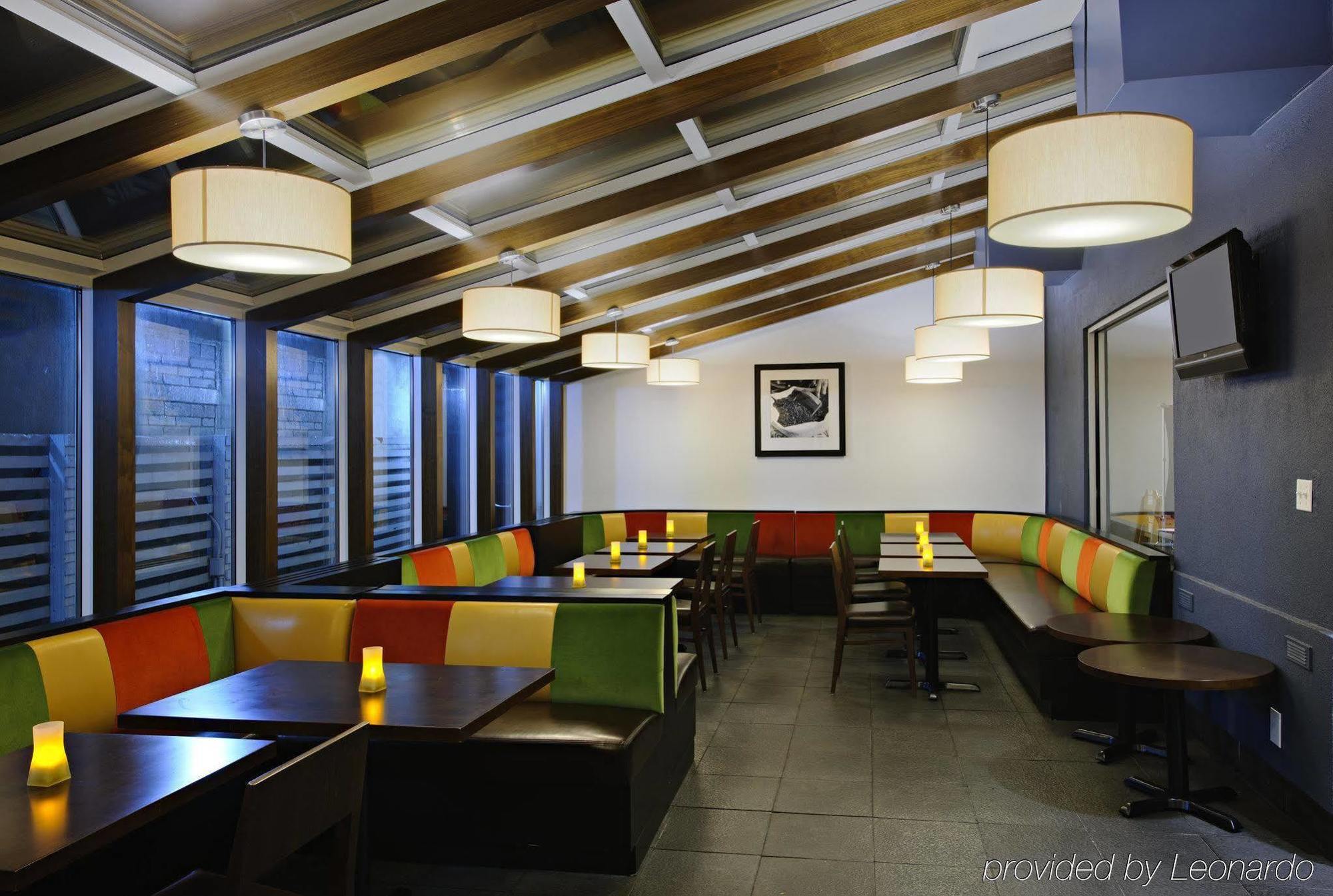 Hampton Inn Manhattan Chelsea New York Bagian luar foto